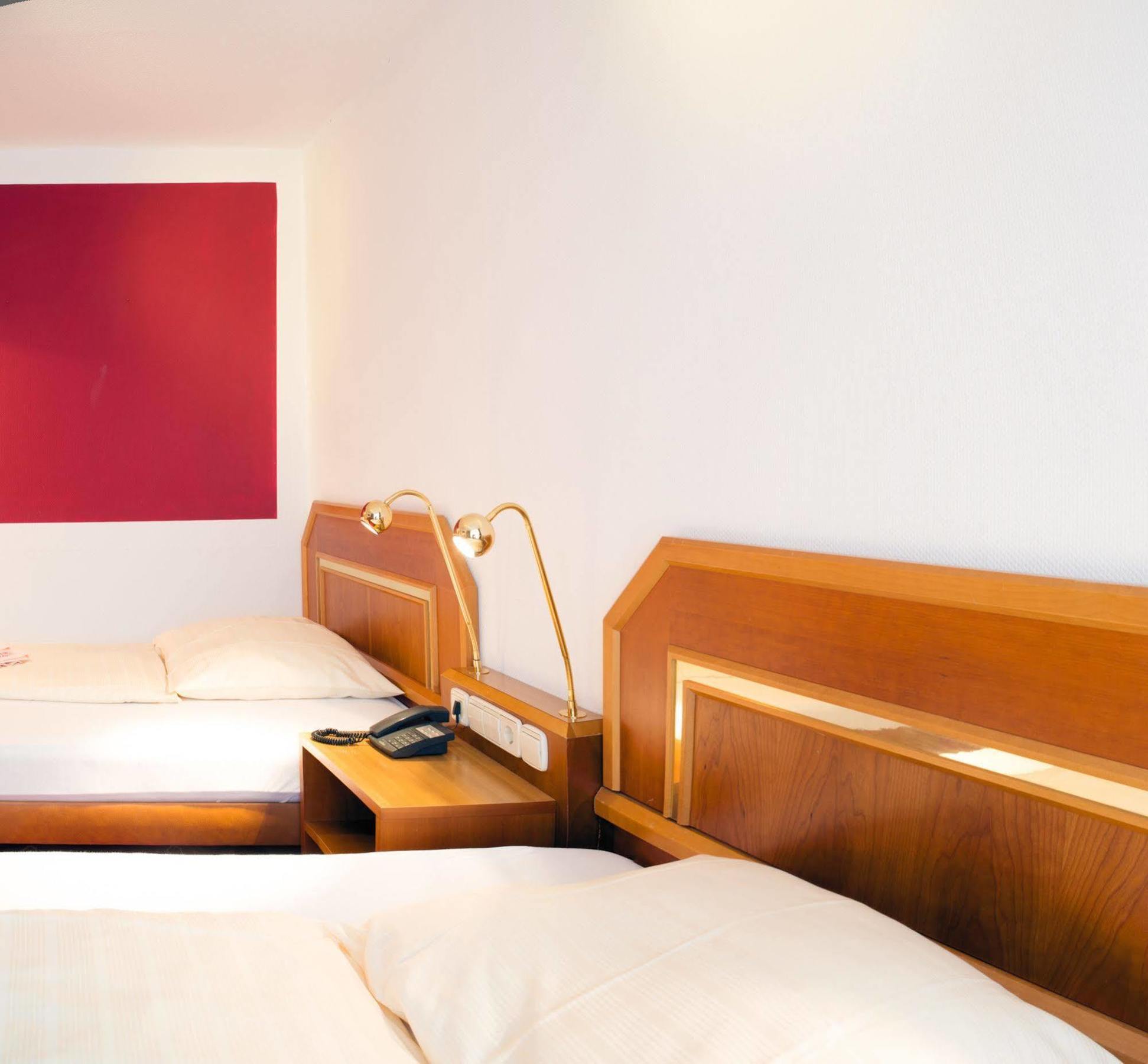 Wali'S Hotel Bielefeld Kültér fotó
